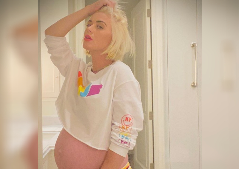 Katy Perry Gives Birth In Living Room