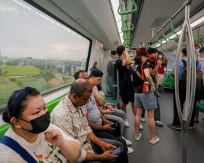 Singaporeans flock to Tuas at 7am to board new MRT train