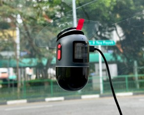 70mai Dash Cam Omni is a rotating camera with 360 degrees coverage