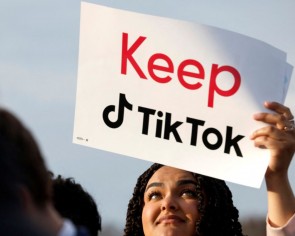 TikTok CEO Chew Shou Zi says company at &#039;pivotal moment&#039; as some US lawmakers seek ban
