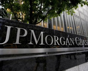 JPMorgan cutting about 500 jobs this week