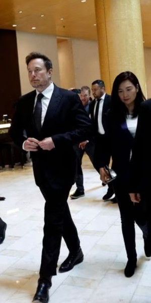 For Musk and other foreign CEOs visiting China, silence is golden